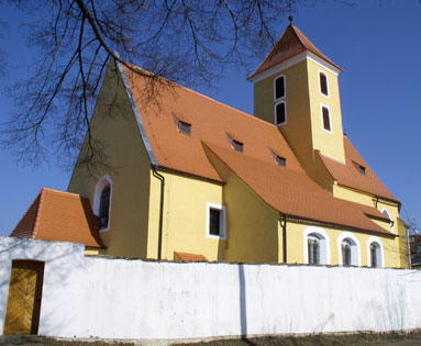 HB_Cernice_Kostel_01.jpg